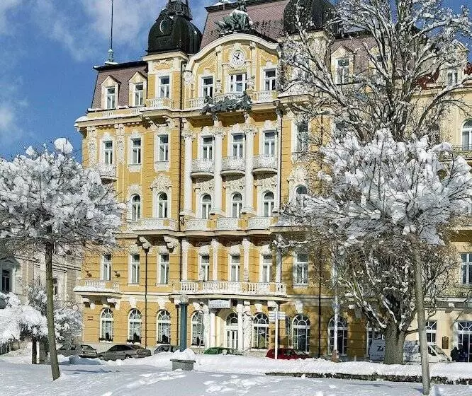 Ensana Hotel Pacifik