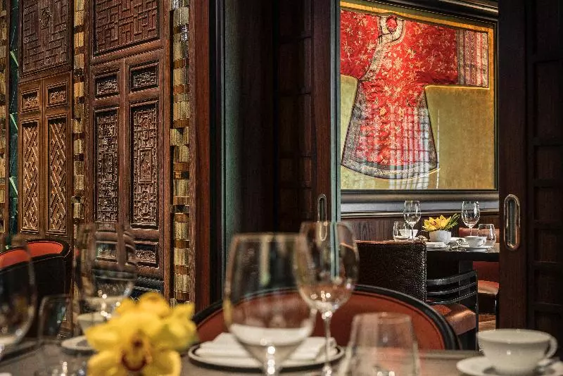 Four Seasons Hotel Singapore