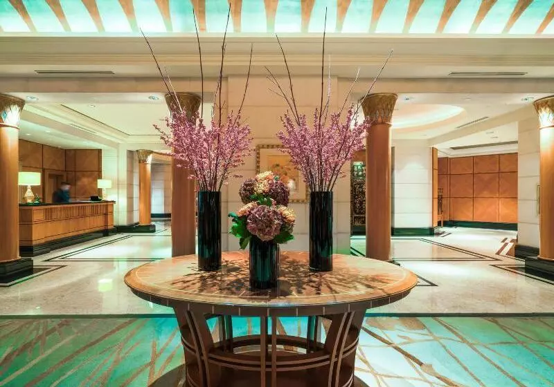 Four Seasons Hotel Singapore