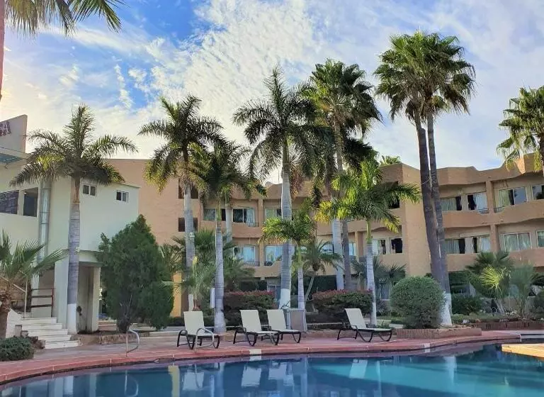 فندق Hacienda Tetakawi