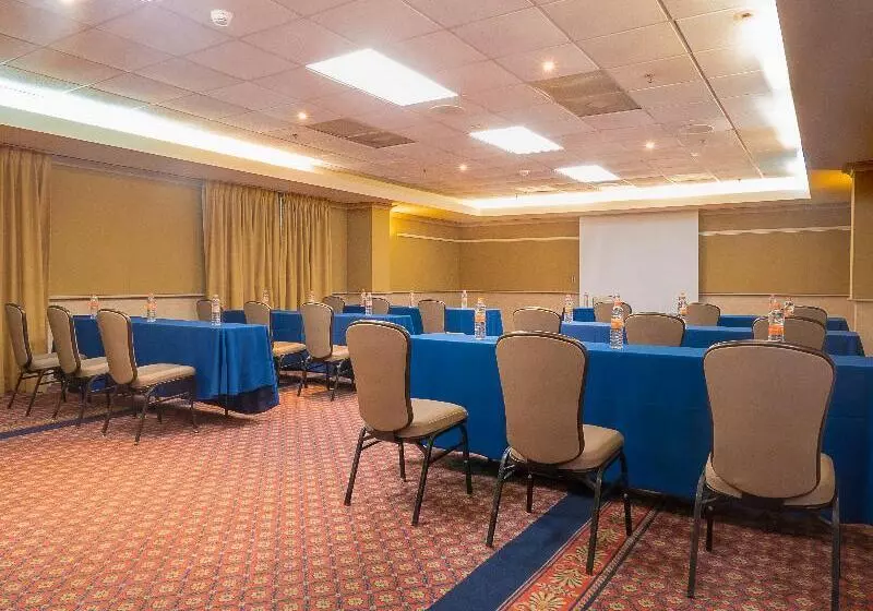 Hotel Holiday Inn Express   Monterrey   Tecnologico, An Ihg