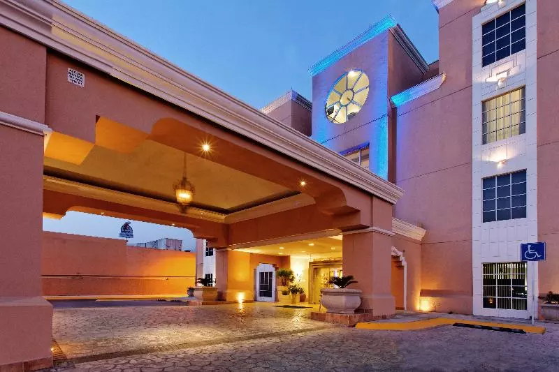 Hotel Holiday Inn Express   Monterrey   Tecnologico, An Ihg