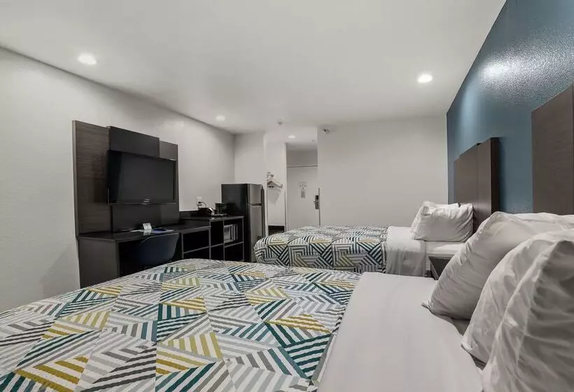 Отель Studio 6 Suites Perris, Ca