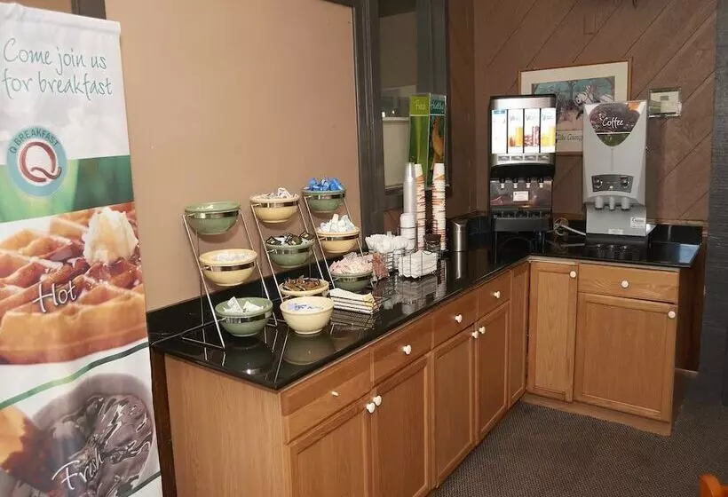 فندق Quality Inn