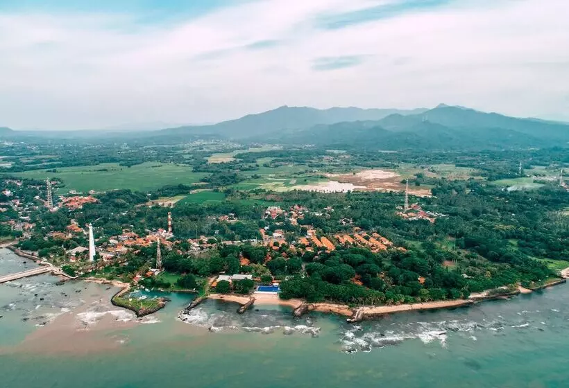 Mambruk Hotel & Convention