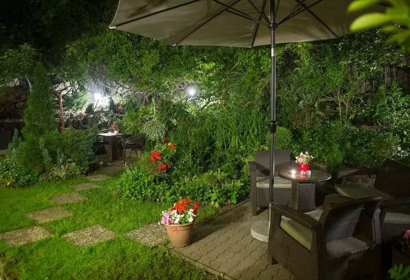 בית מלון כפרי Romantik Eger