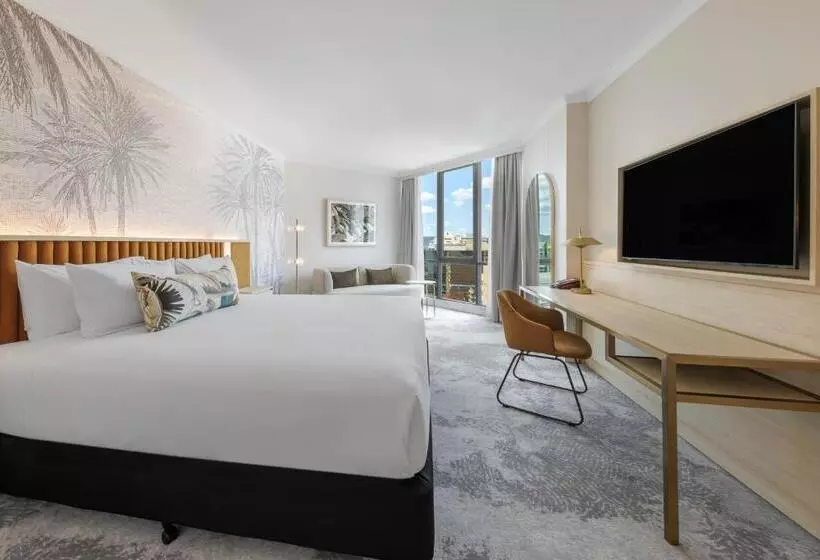 Amora Hotel Brisbane