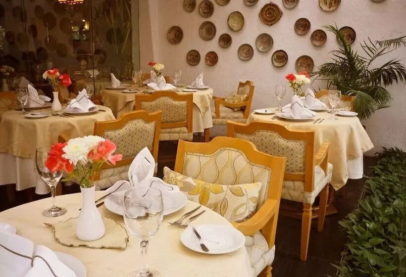 Antara Hotel & Suites   Miraflores