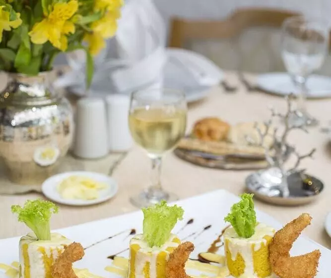 Antara Hotel & Suites   Miraflores