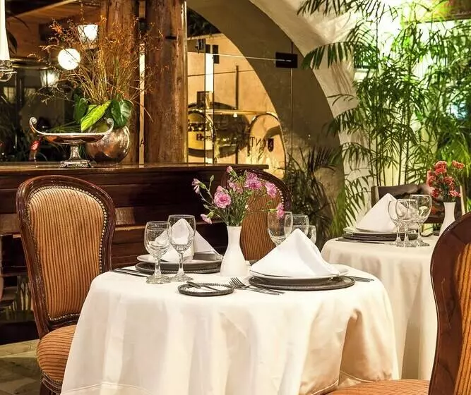 Antara Hotel & Suites   Miraflores