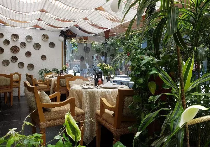 Antara Hotel & Suites   Miraflores