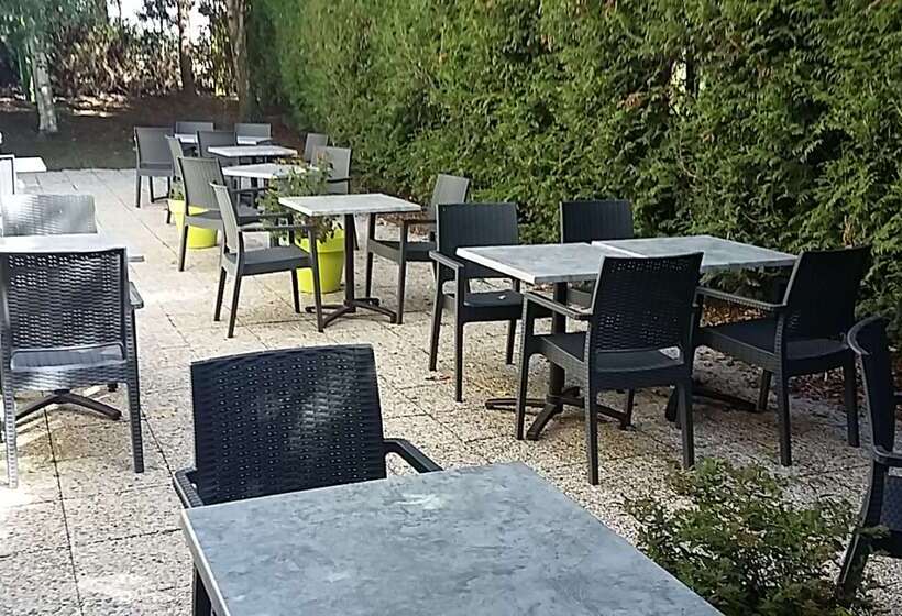 בית מלון כפרי Campanile Lille   Seclin