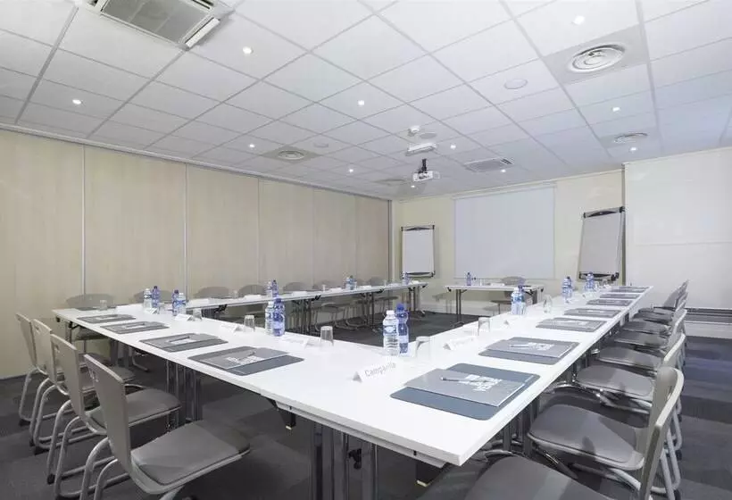 Hotel Campanile Lyon Centre Part Dieu