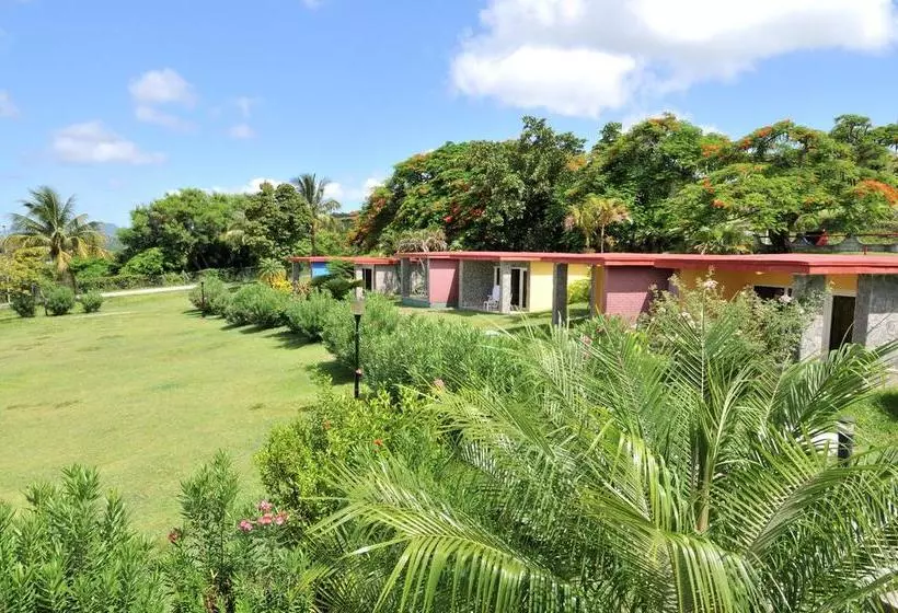 ホテル Cubanacan Las Cuevas