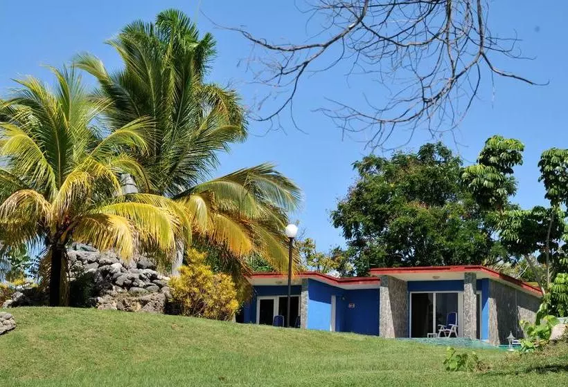 ホテル Cubanacan Las Cuevas