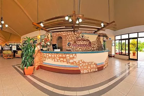 ホテル Cubanacan Las Cuevas