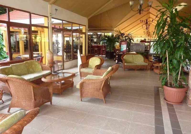 ホテル Cubanacan Las Cuevas