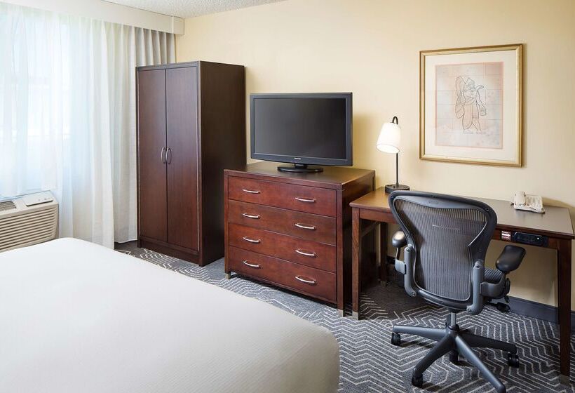 בית מלון כפרי Doubletree By Hilton Los Angeles   Commerce