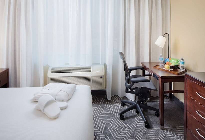 בית מלון כפרי Doubletree By Hilton Los Angeles   Commerce