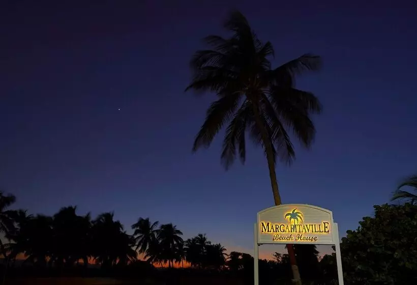 هتل Margaritaville Beach House Key West