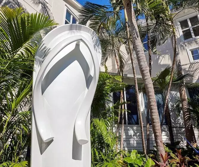 هتل Margaritaville Beach House Key West