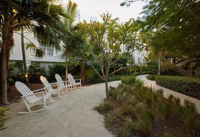 هتل Margaritaville Beach House Key West