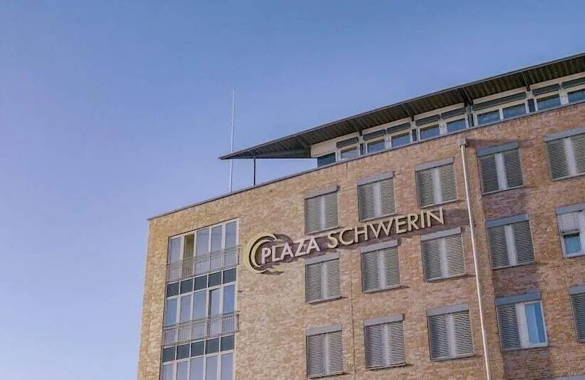 ホテル PLAZA Premium Schwerin