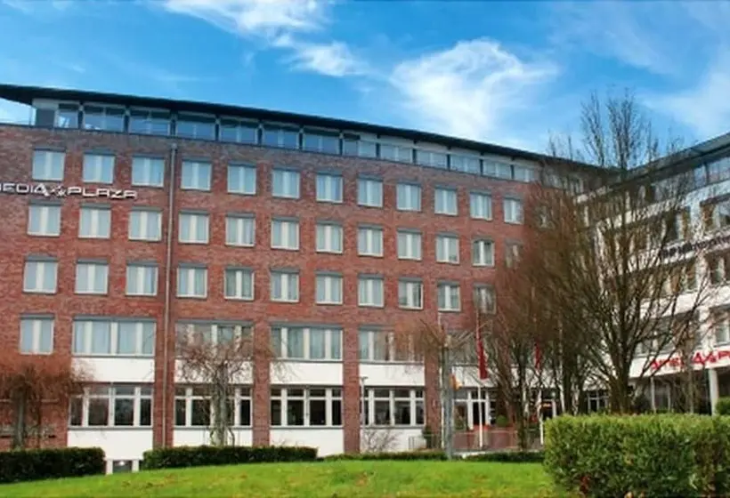 ホテル PLAZA Premium Schwerin