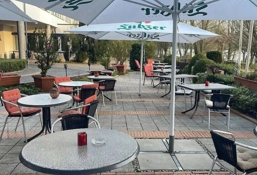 ホテル PLAZA Premium Schwerin