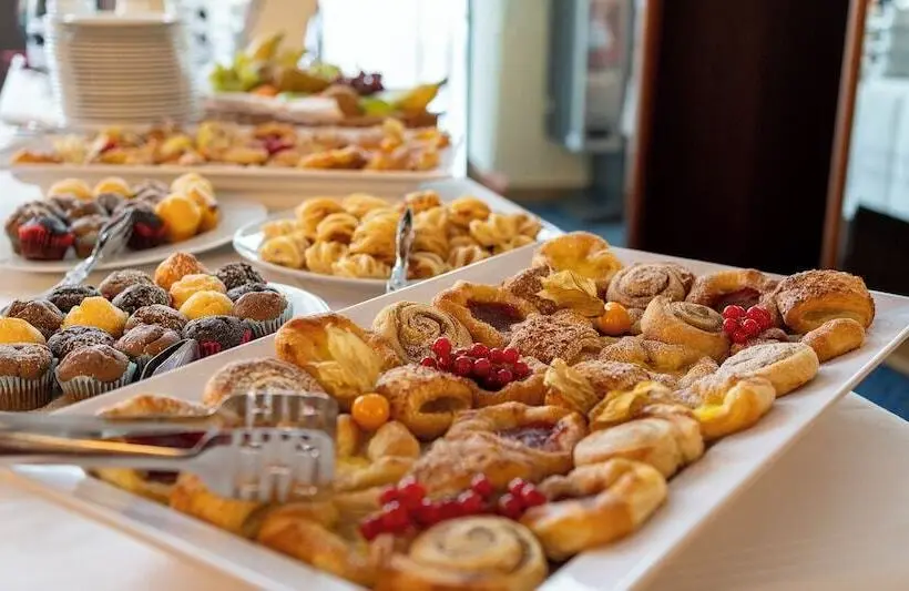 ホテル PLAZA Premium Schwerin