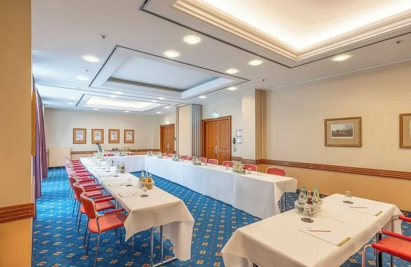 ホテル PLAZA Premium Schwerin