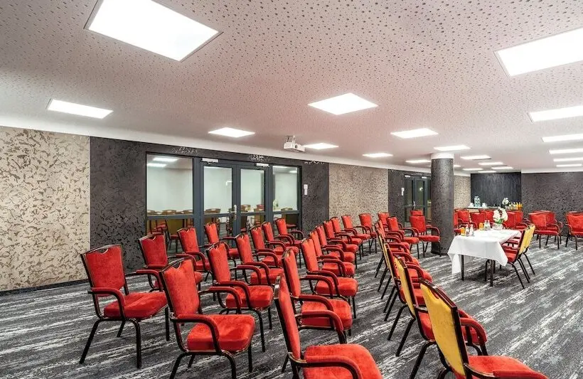 ホテル PLAZA Premium Schwerin