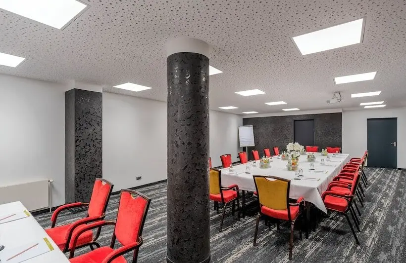 ホテル PLAZA Premium Schwerin