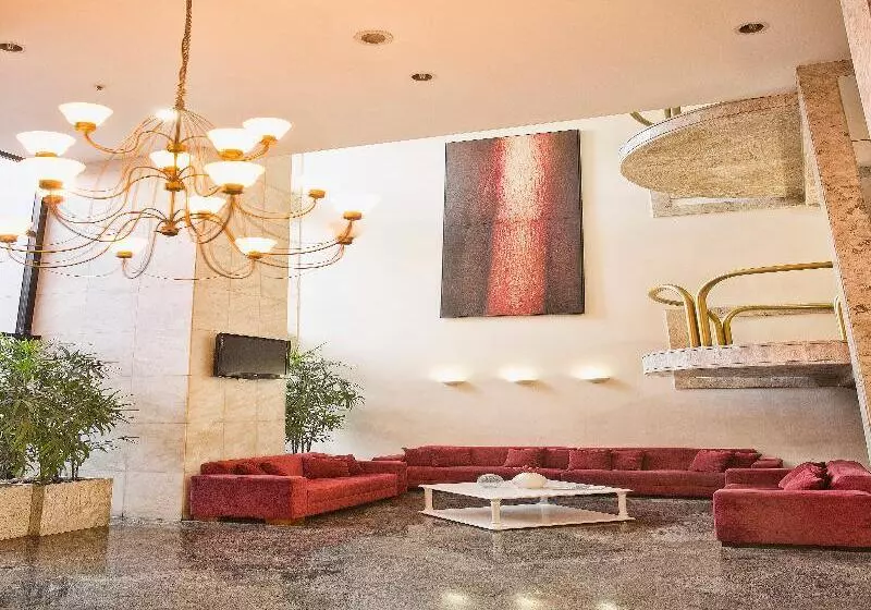 ホテル Sol Victoria Marina