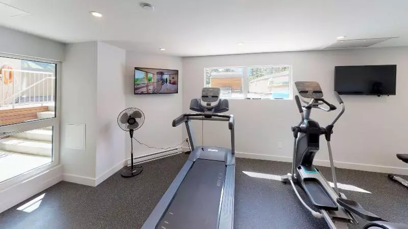 リゾートホテル Le Chamois By Whistler Premier