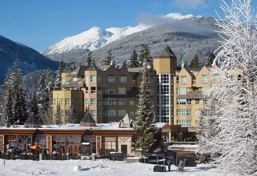 リゾートホテル Le Chamois By Whistler Premier