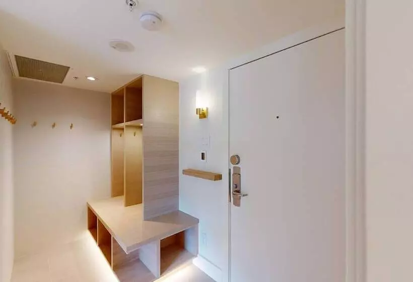 リゾートホテル Le Chamois By Whistler Premier