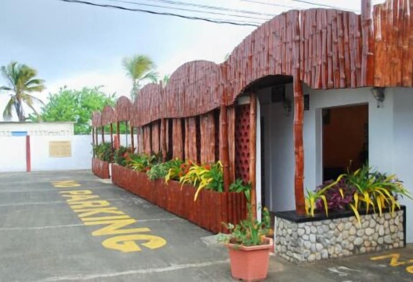 Golden Thistle Hotel