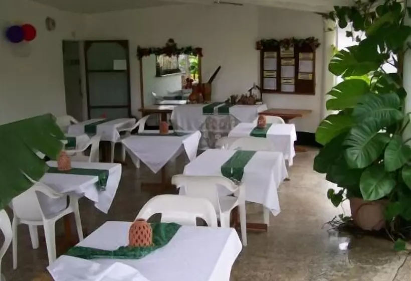 Golden Thistle Hotel