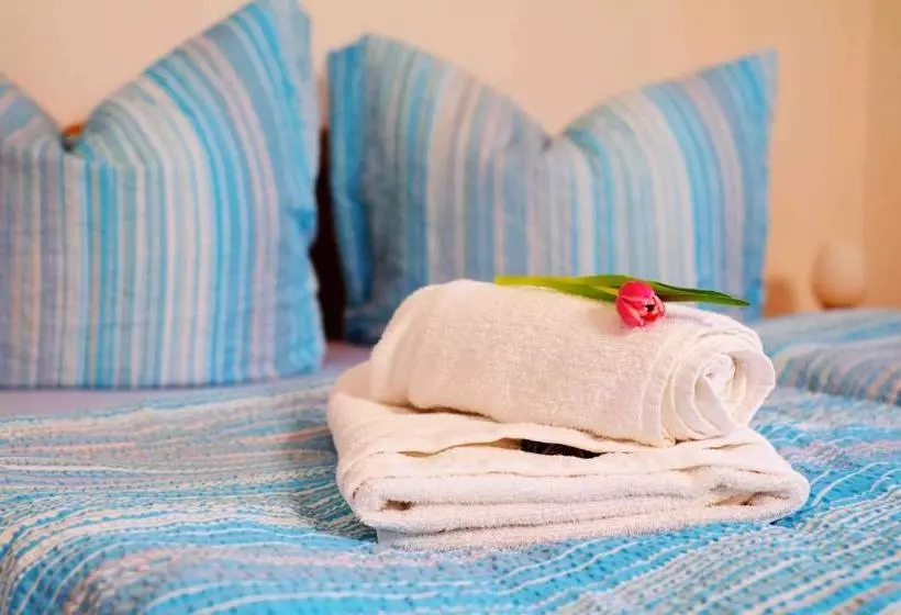 هتل Garni Am Fliederberg