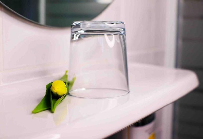 Hotelli Garni Am Fliederberg