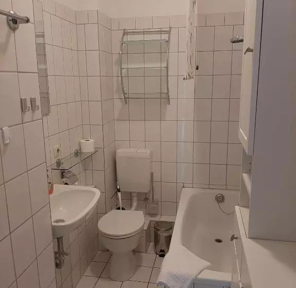 هتل Garni Am Fliederberg