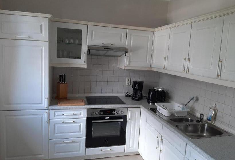 Hotelli Garni Am Fliederberg