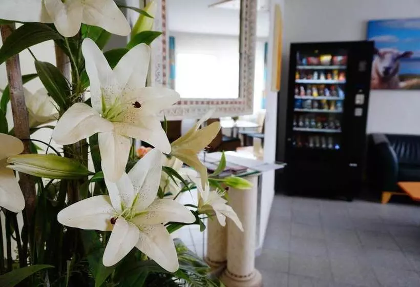 ホテル Am Tierpark