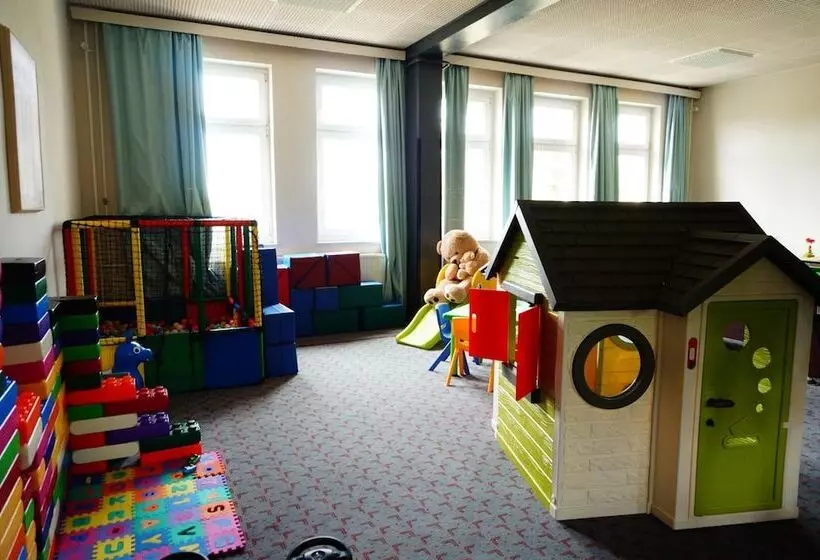 ホテル Am Tierpark