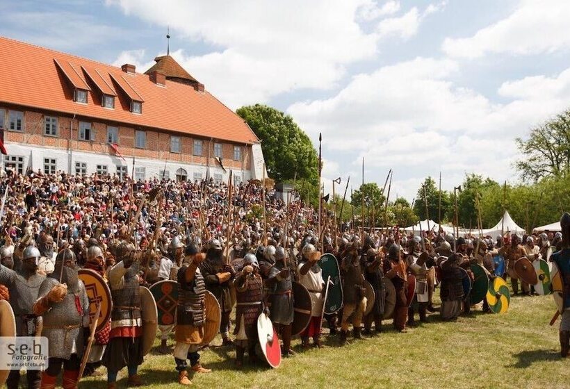 酒店 Erbprinz & Restaurant  Prinzenstube