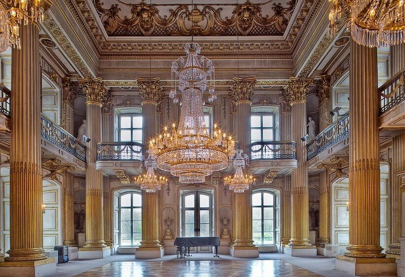 酒店 Erbprinz & Restaurant  Prinzenstube