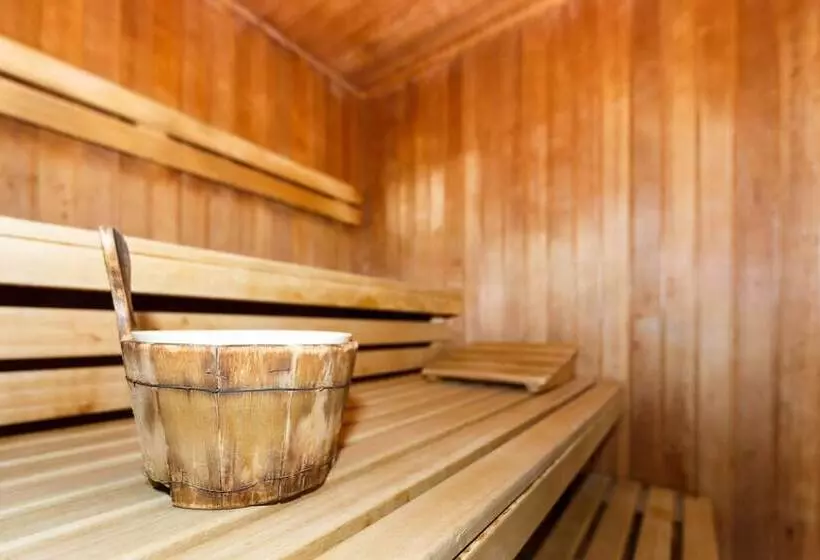 酒店 Erbprinz & Restaurant  Prinzenstube