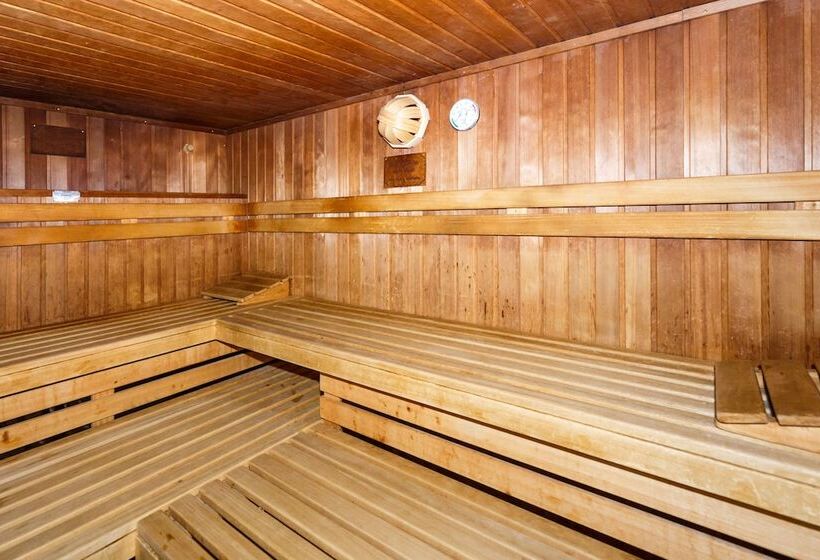 酒店 Erbprinz & Restaurant  Prinzenstube