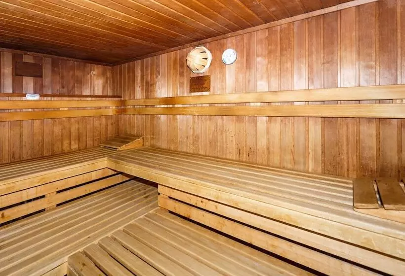 酒店 Erbprinz & Restaurant  Prinzenstube